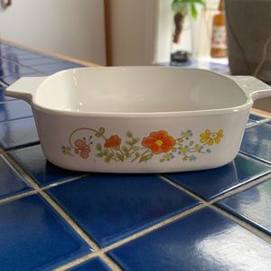 Corningware Dish — 1 quart
